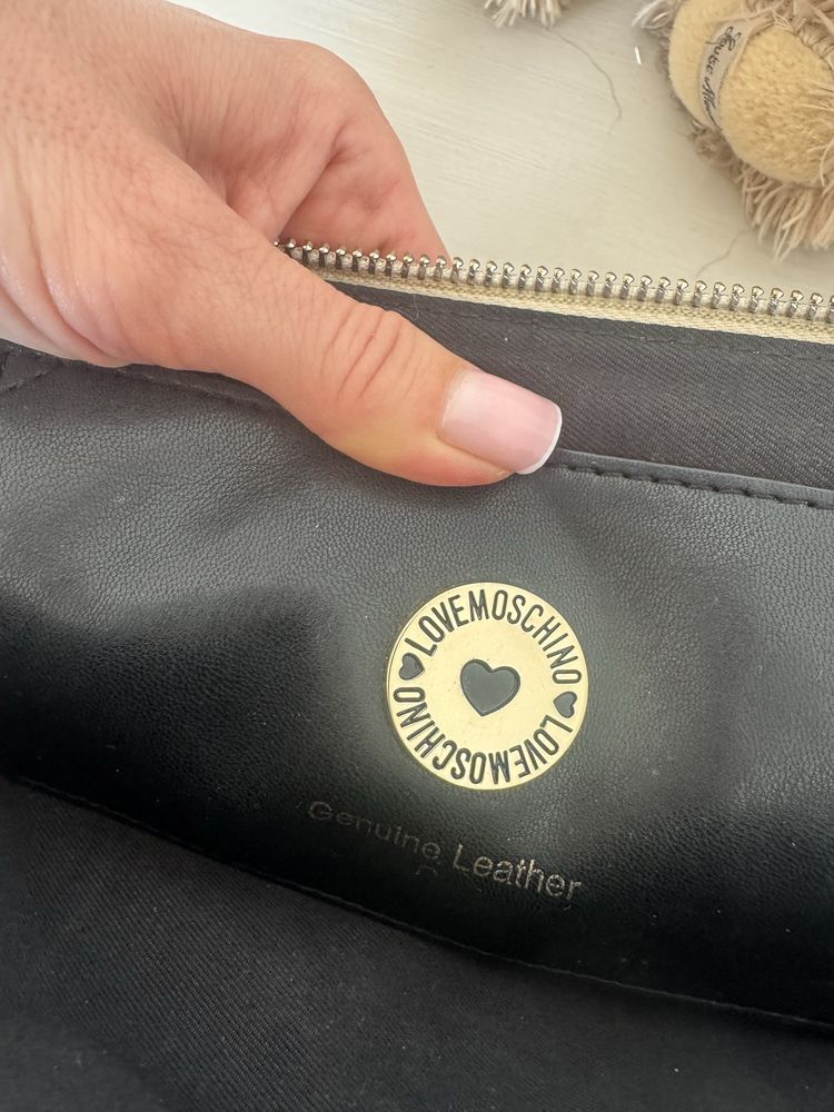 Love moschino torebka listonoszka