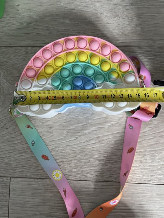 Torebka pop it teczowa z paskiem na zamek