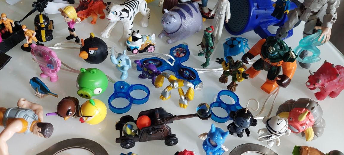 Mega BOX zabawek różnych Figurki Star Wars Angry Birds Zwierzęta INNE