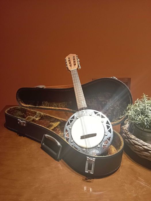 Vende-se Banjo em estado novo