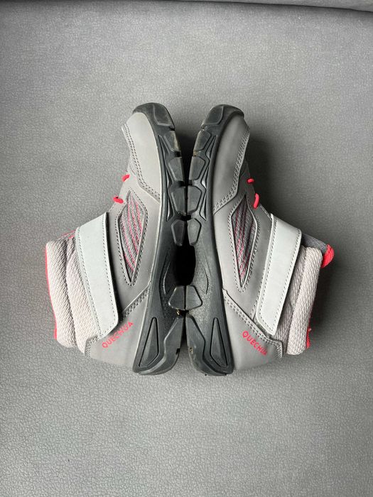 Buty turystyczne na zimę wodoodporne Quechua MH100 r. 33 wkładka 21 cm