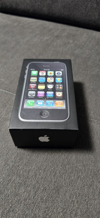 Iphone 3gs 16gb komplet bardzo ładny stan folia od nowości / Retro /