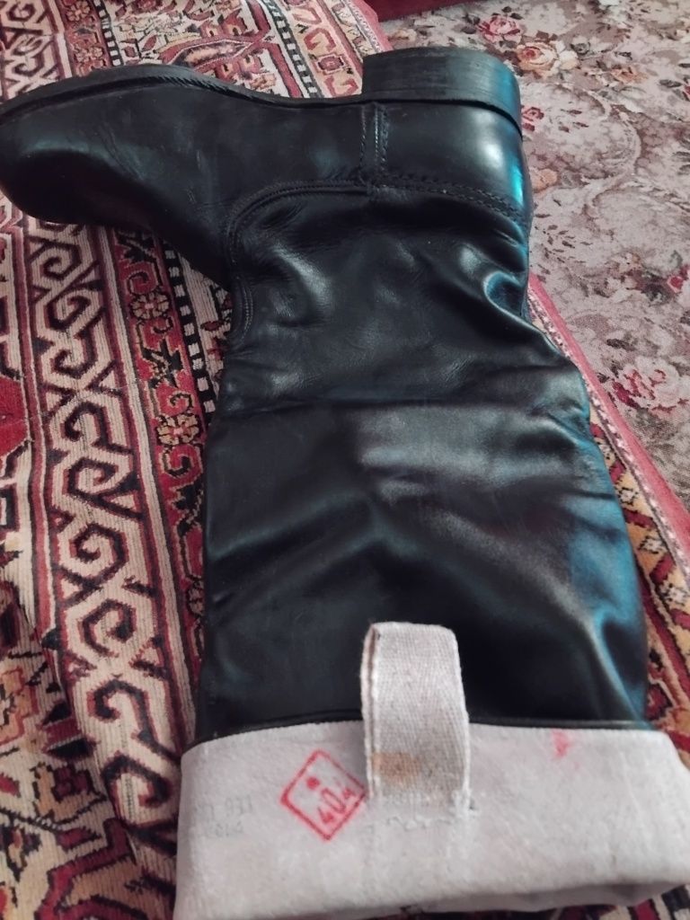 Хромовые сапоги новые