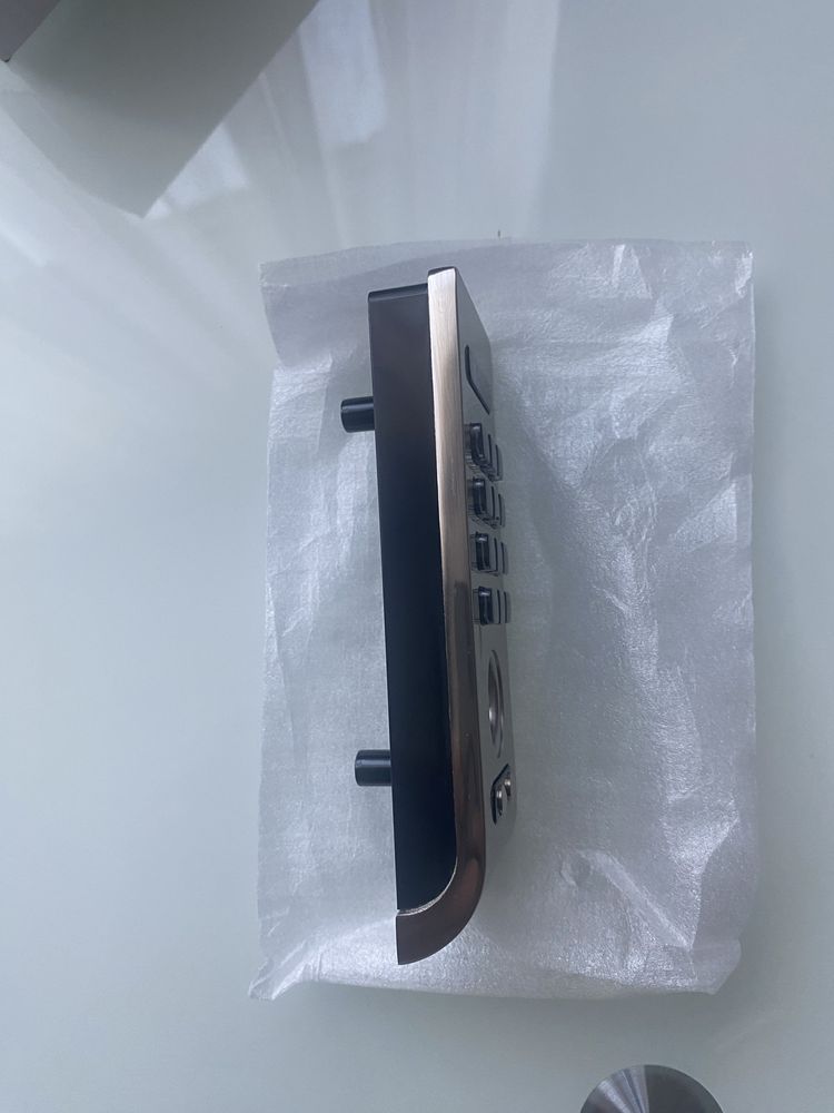 Hi-Tek Digital RFID і замок для шафи з клавіатурою