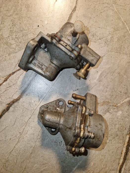 Oryginal pompka gaznika fiat polonez Żuk warszawa FSO z epoki