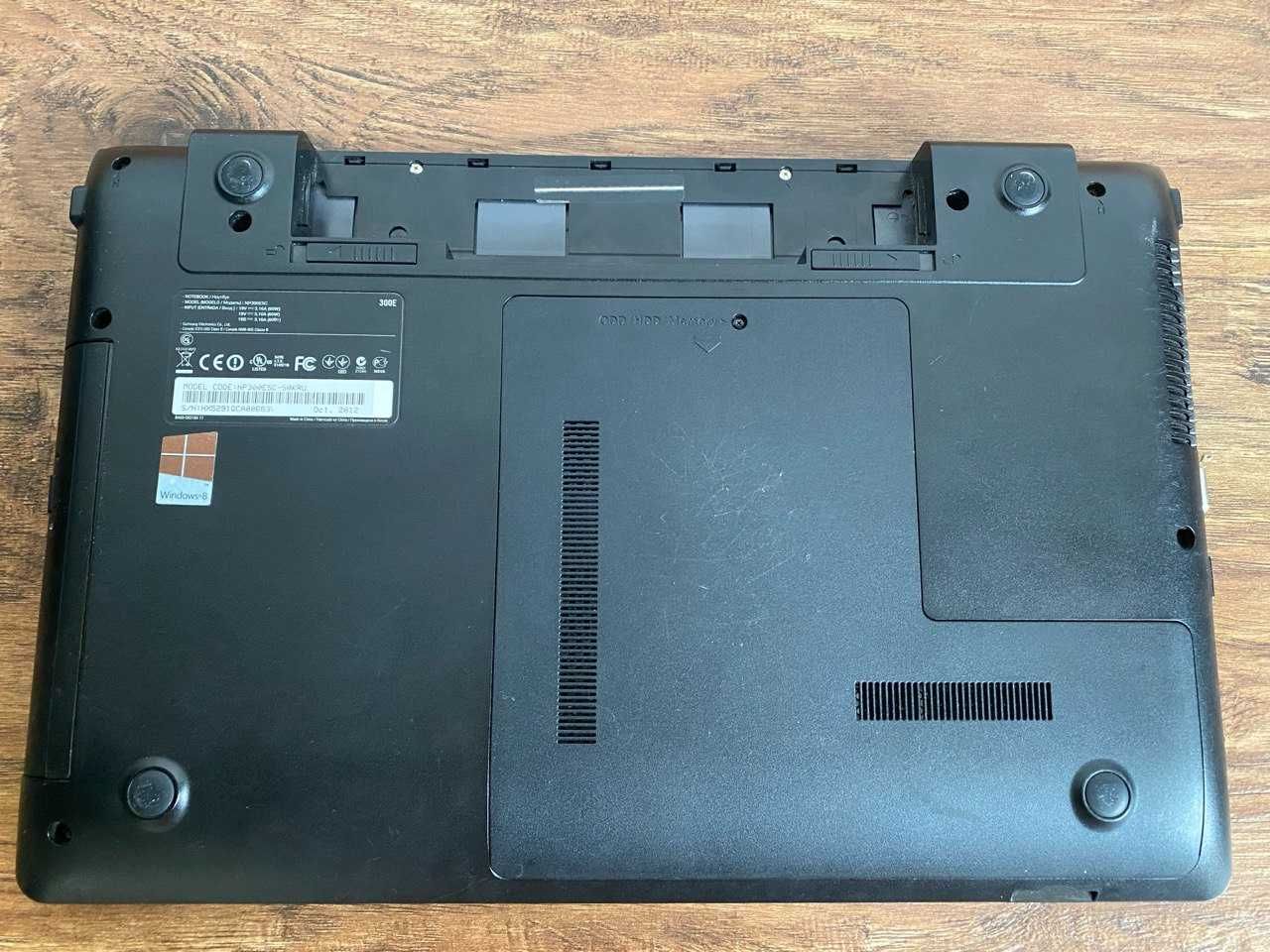 Samsung NP300E5C