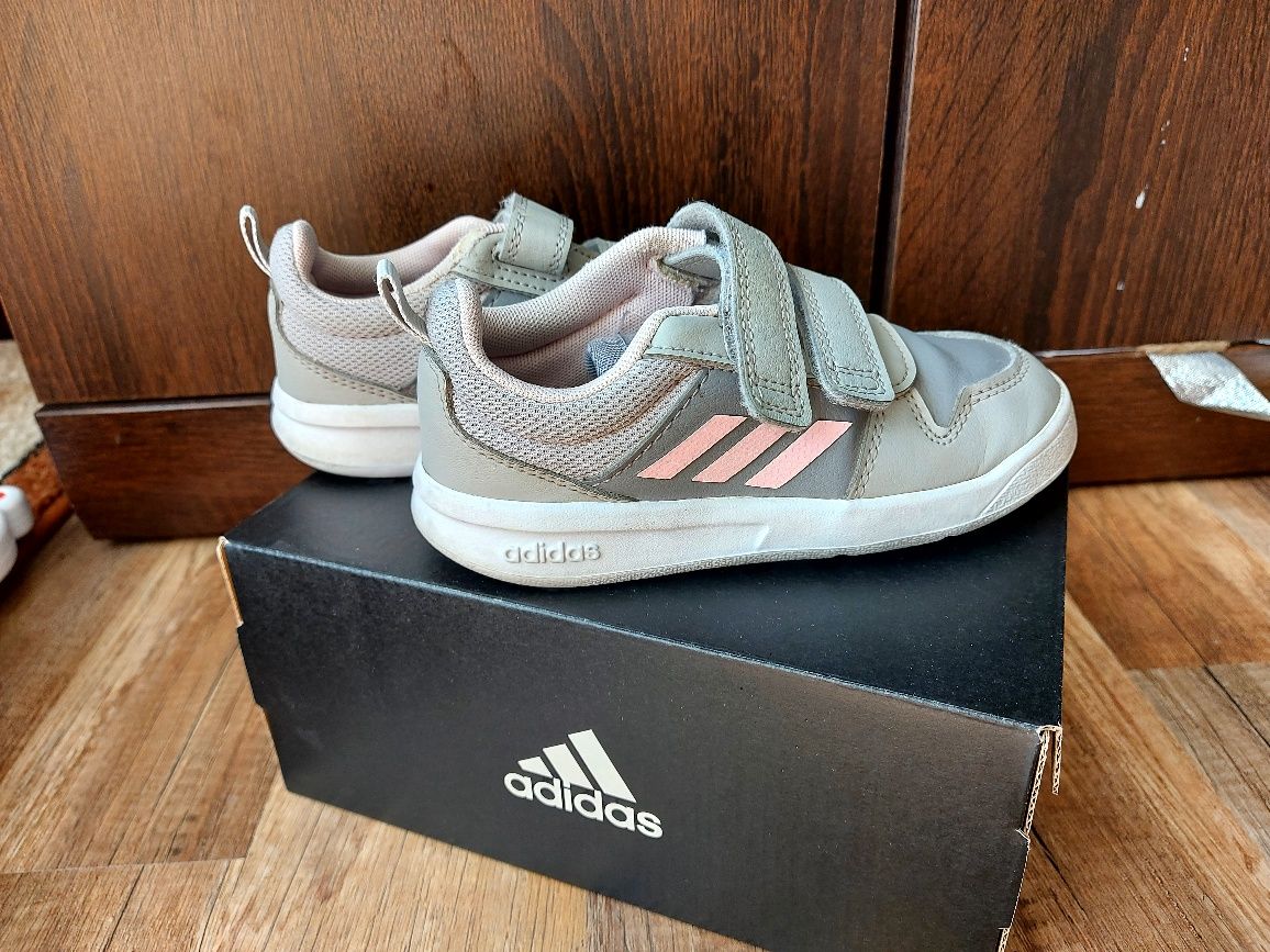 Buty dziewczece adidas 26