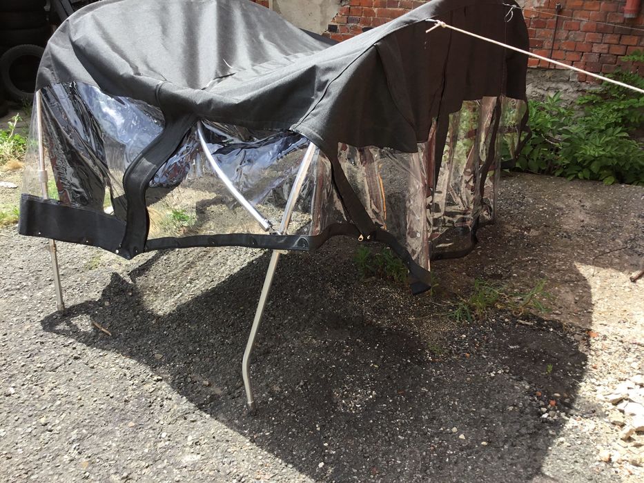 Daszek bimini na jacht rozne rodzaje.