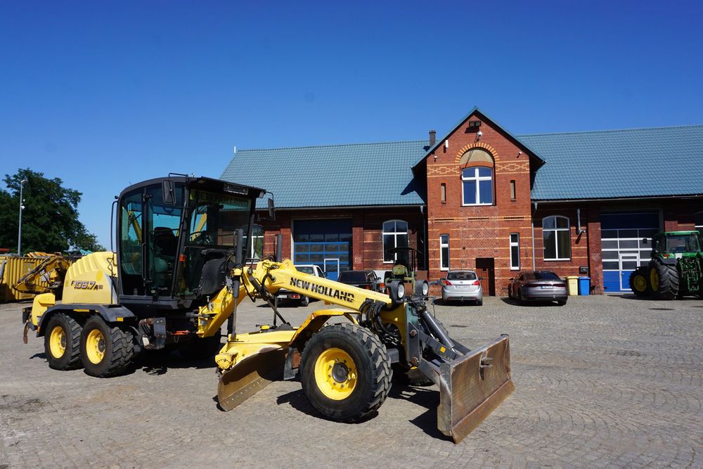 New Holland F 106.7A  Tylko 6939h, System Trimble 2D, Zrywak, Napęd 6x6