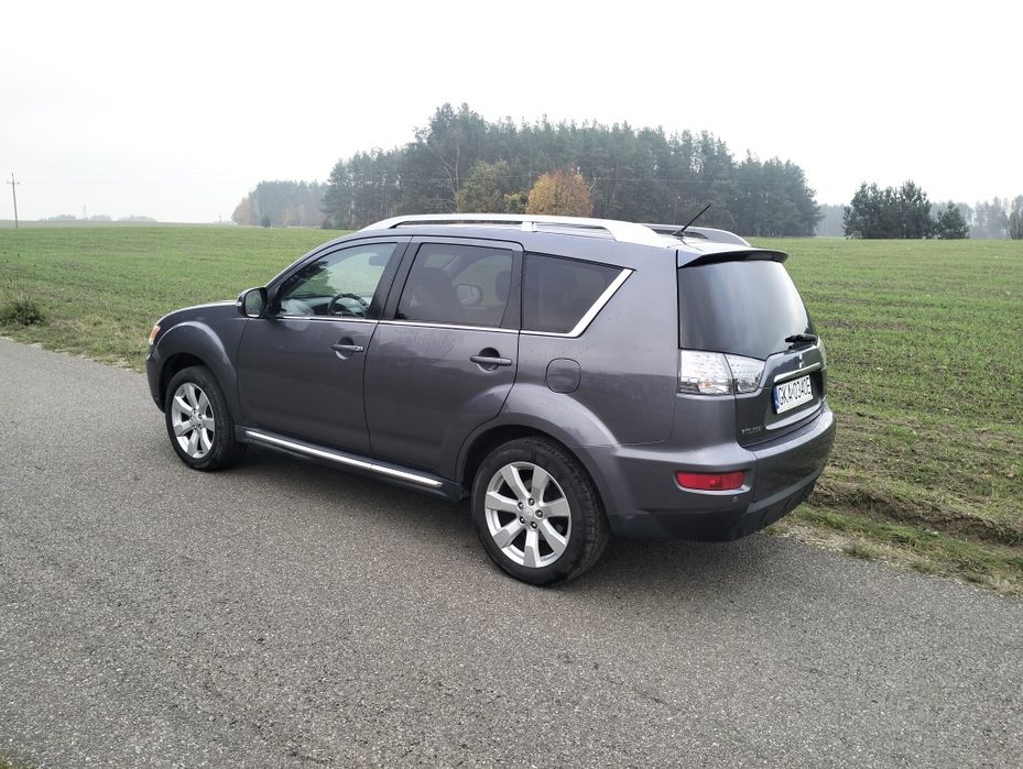 Mitsubishi Outlander II 4x4 2010 Igła