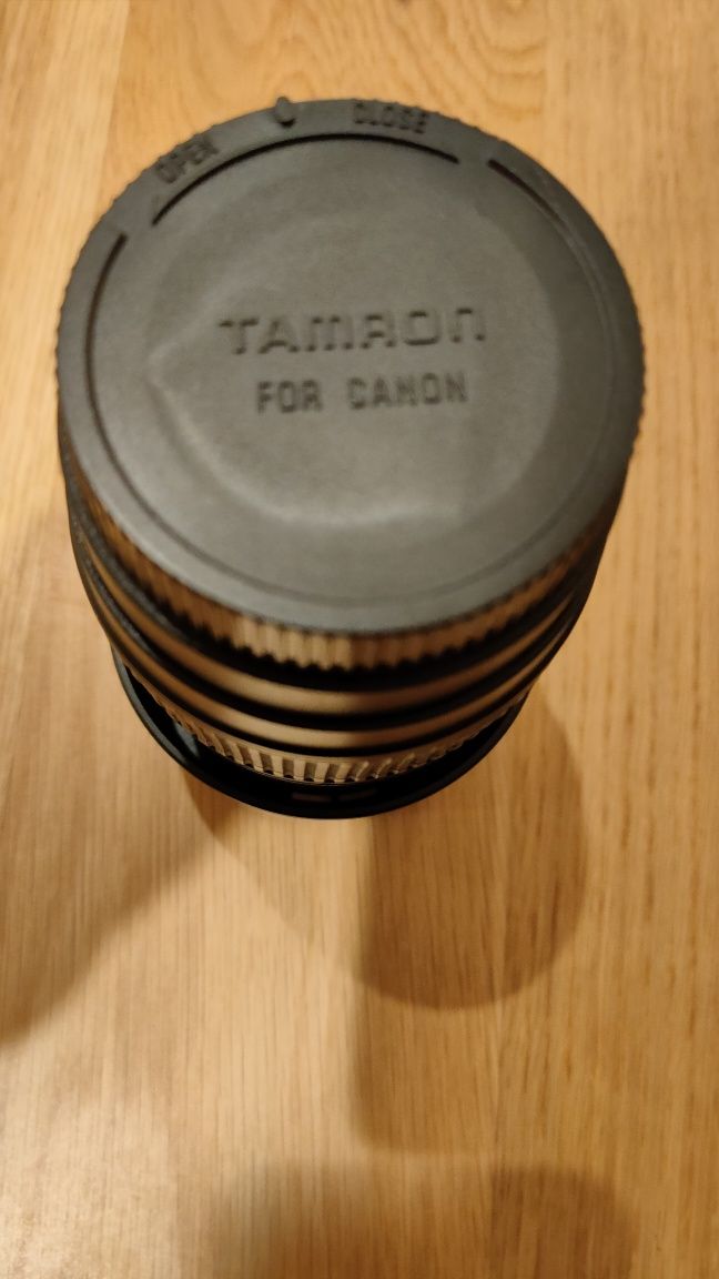 Objectiva Tamron para canon 70-300 f/4.0-5.6 DI LD Macro