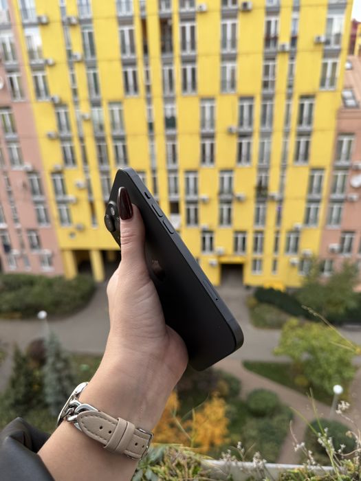 Идеал 100% Аккум iPhone 15 Black 128Gb айфон