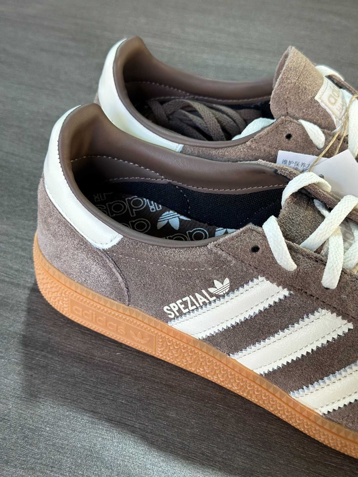 Nowy*adidas damskie_Handball_Spezial_brown UnisexTrampk40