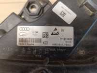 Фара ліва Audi Q7 оригінал б/в
