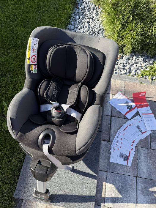 Britax Römer Dualfix i-Size автокрісло