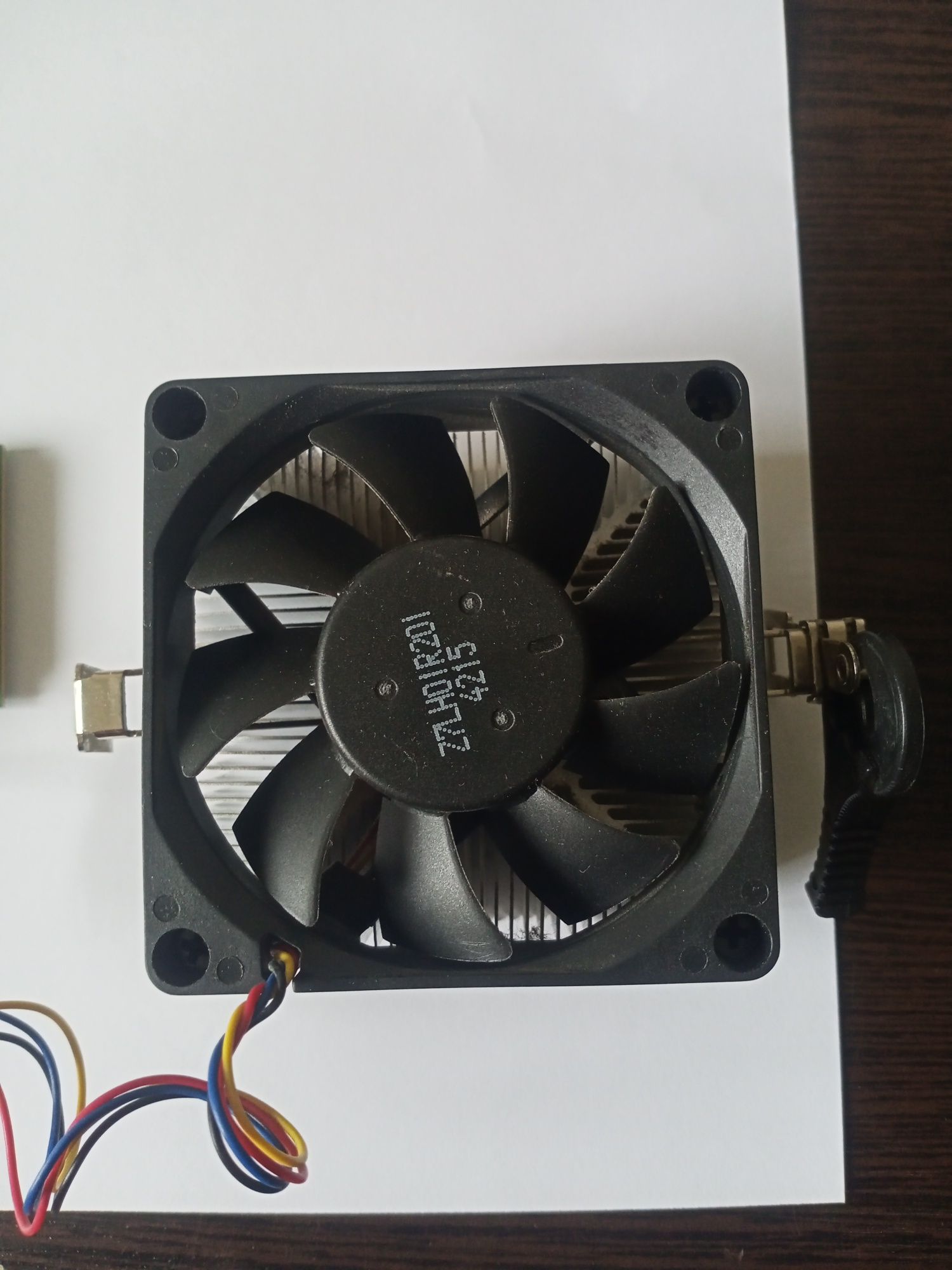Процесор AMD A4-4000 FM2+
