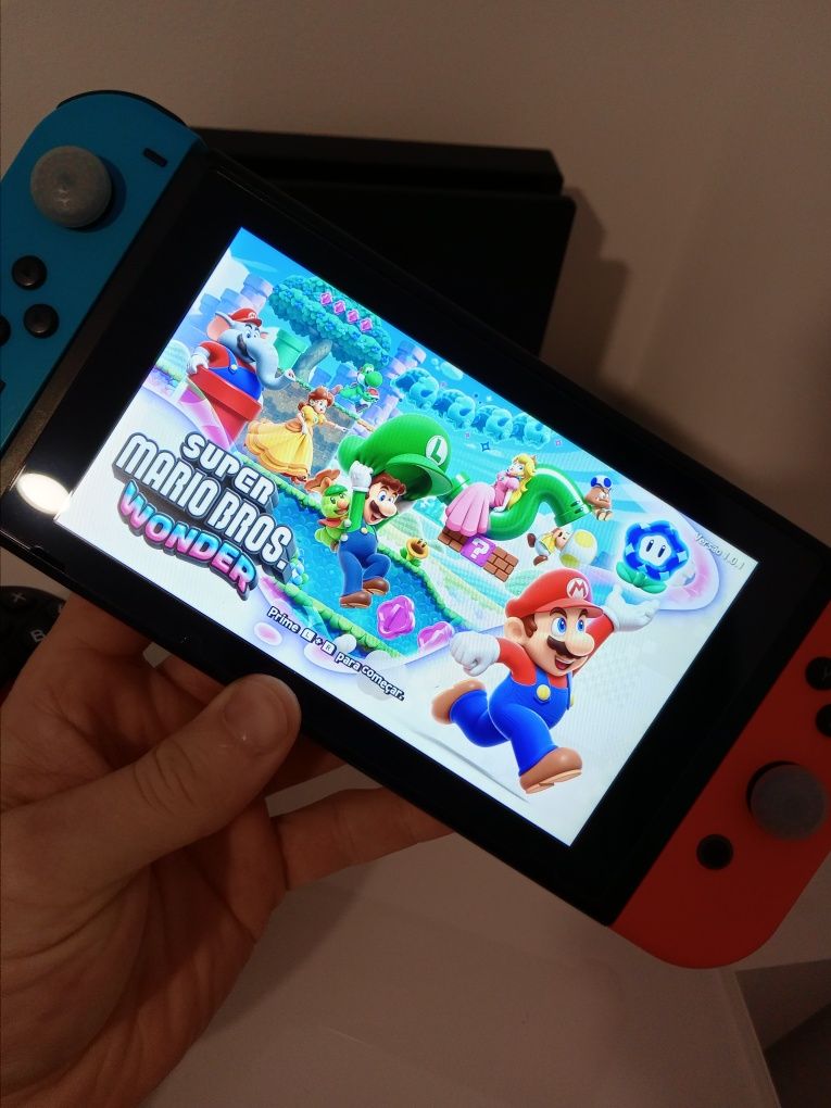 Nintendo Switch 1.0 desbloqueada com comando extra