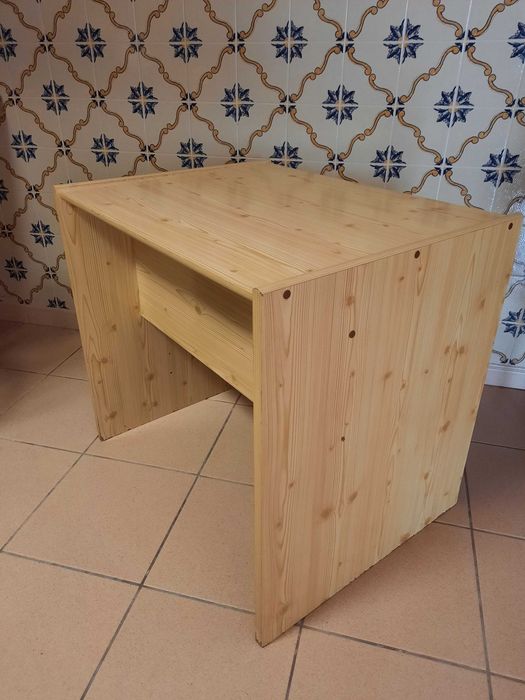 Secretária para estudante