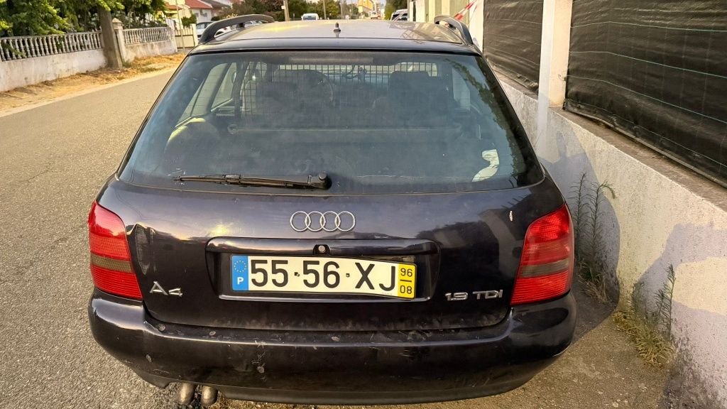 Audi 96 gasóleo  1900