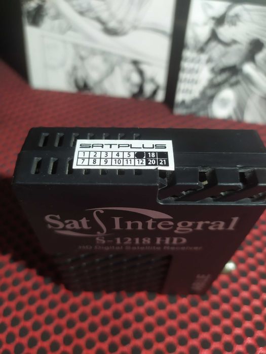 Супутниковий ресивер Sat-Integral S-1218