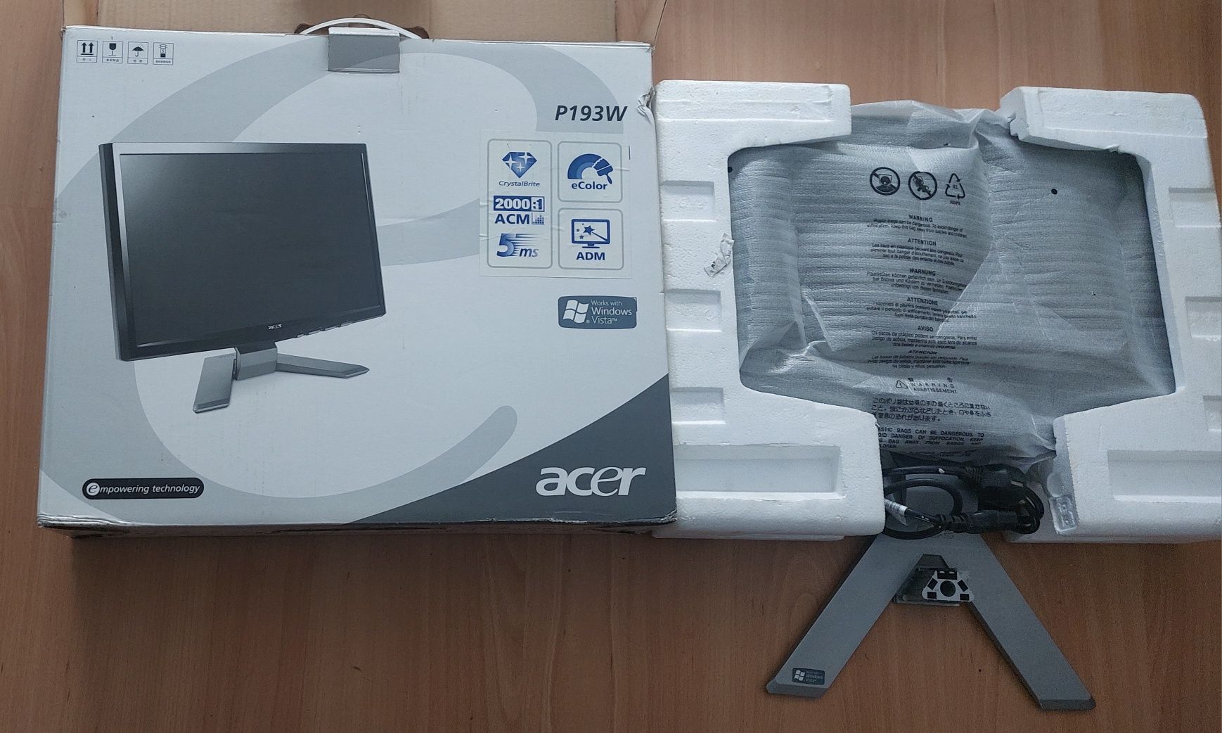 Monitor P193W  - Acer
