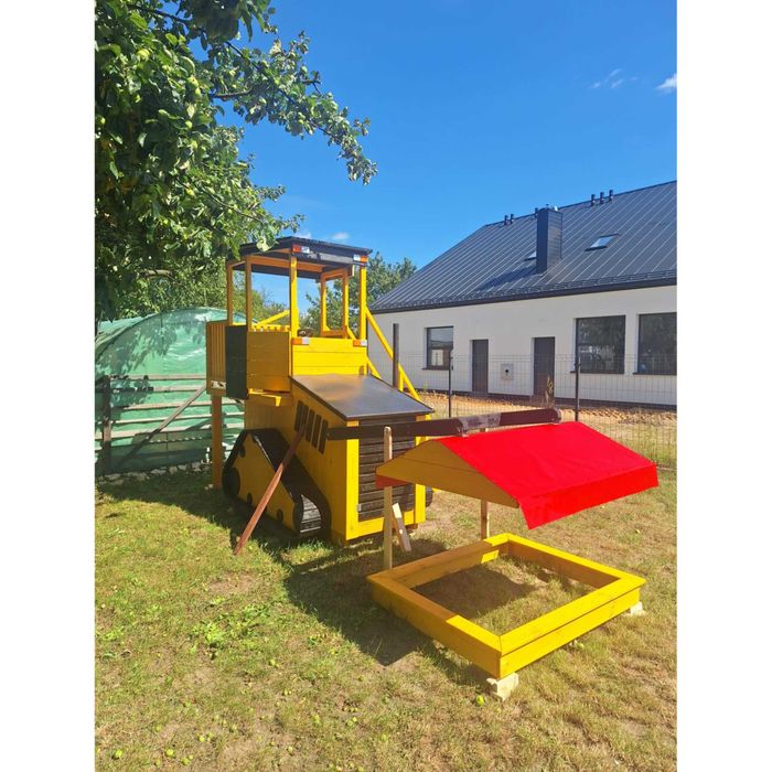 Plac zabaw, Domek dla dzieci, Koparka