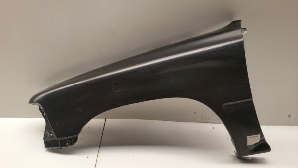 Guarda-lamas esquerdo TOYOTA Hilux II Pick Up (_N2_)