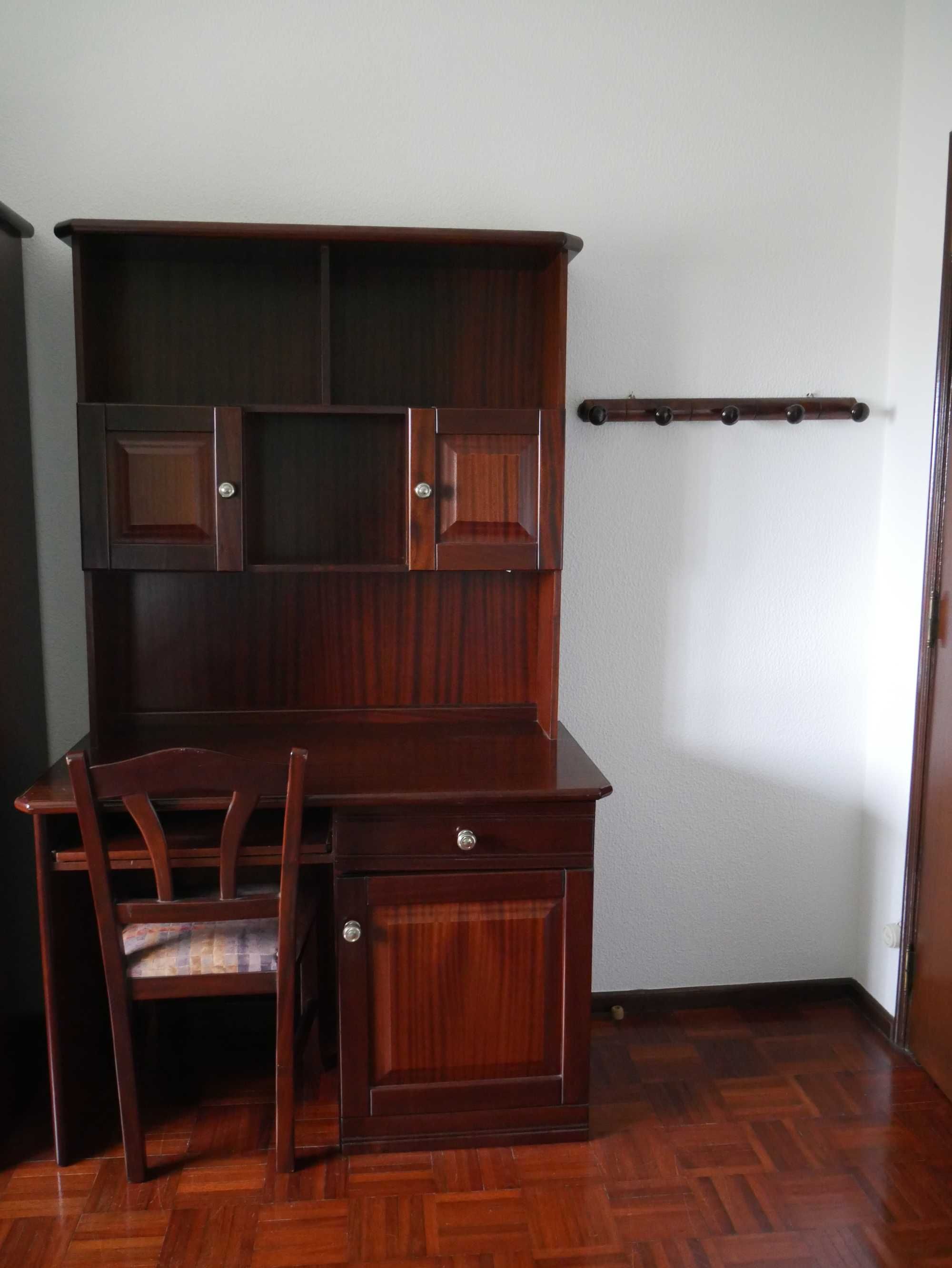Mobília quarto 2 camas solteiro - madeira maciça MOGNO