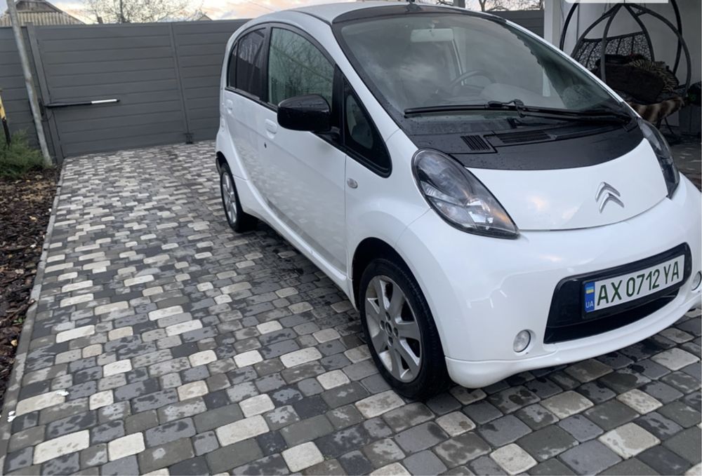 Продам електро автомобіль Citroen C-Zero,  Mitsubishi i-MiEV, 2011