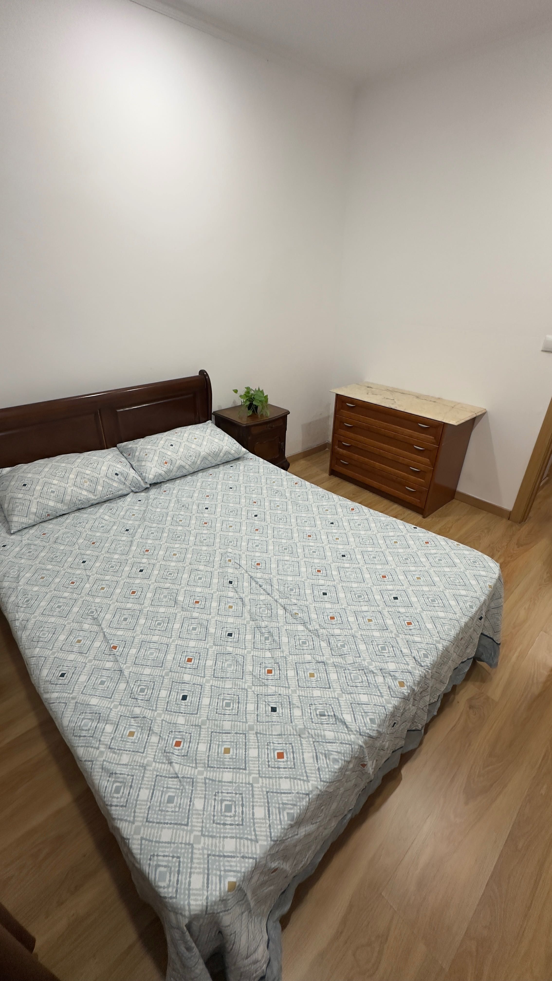 Quarto individual (Mulheres) solteira e organizada