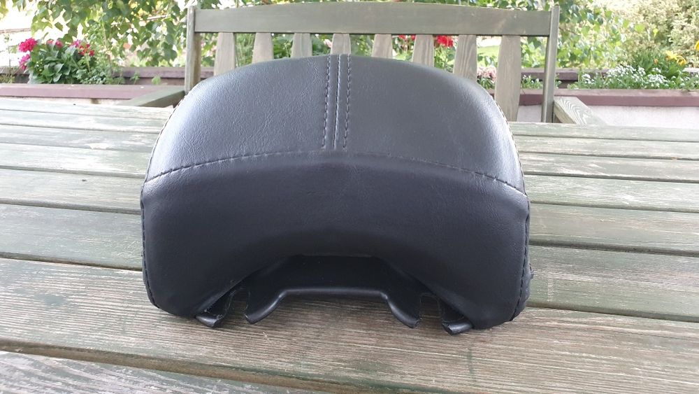 Siedzenie pasażera Harley Davidson FLSTN Softail Deluxe