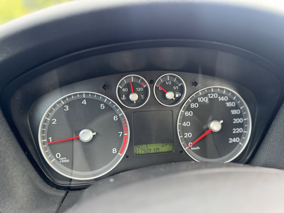 Ford Focus MK2 1.4 16V ,Sprawna Klimatyzcja ,Czysty i Zadbany!