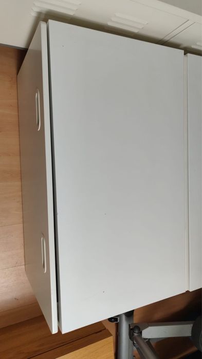 Mobilia branca quarto criança IKEA, muito bom estado