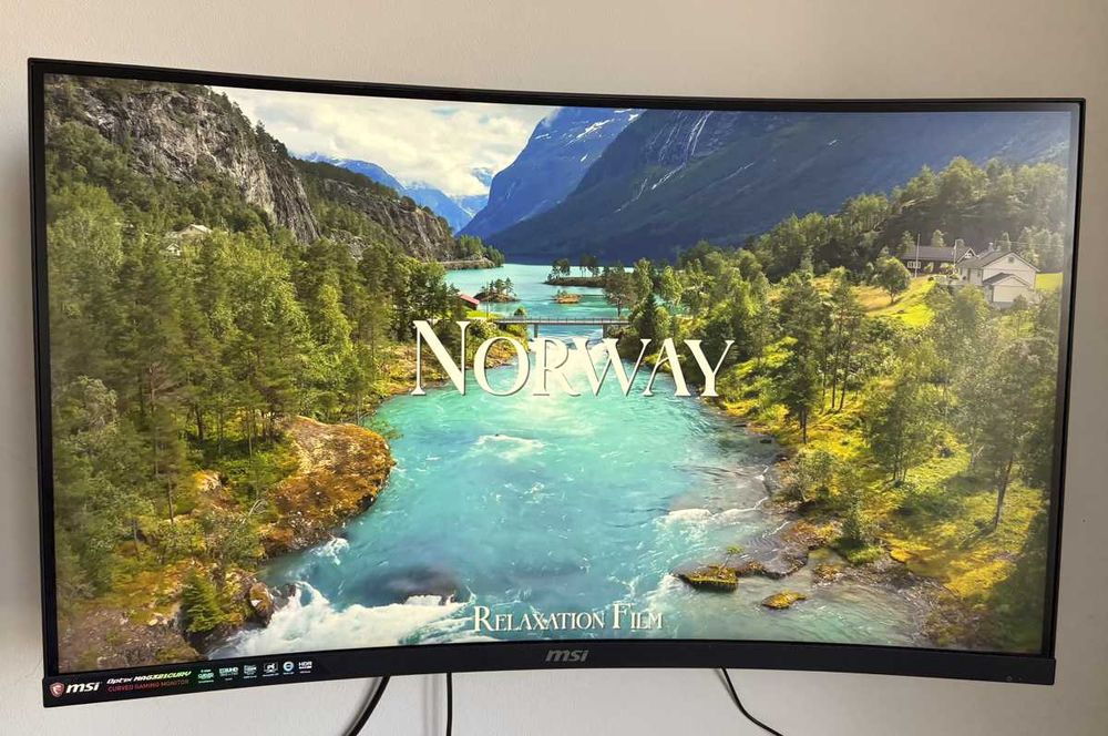 Monitor MSI MAG321CURV 32” Curvo – Gaming / Trabalho