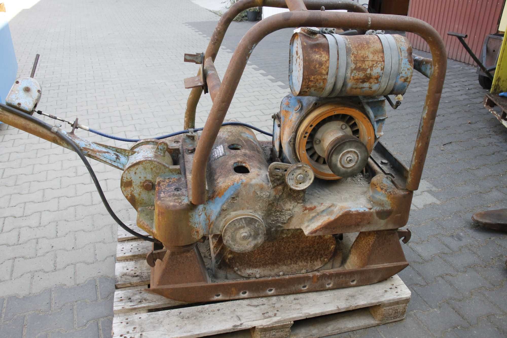 silnik Hatz e89fg do zageszczarka 950kg  sam płytowa vibromax ats 6002