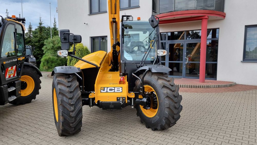 Ładowarka teleskopowa JCB 532-70 - 109 KM