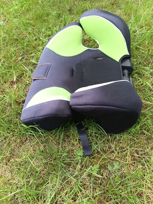 Podstawka dla dziecka do samochodu