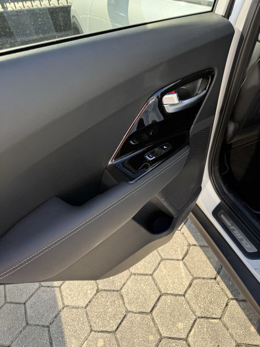 Kia Eniro Executive Line 64Kw
