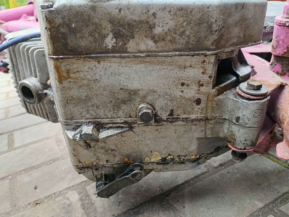 Silnik 019 trzybiegowy Romet ogar 50t 1 komar