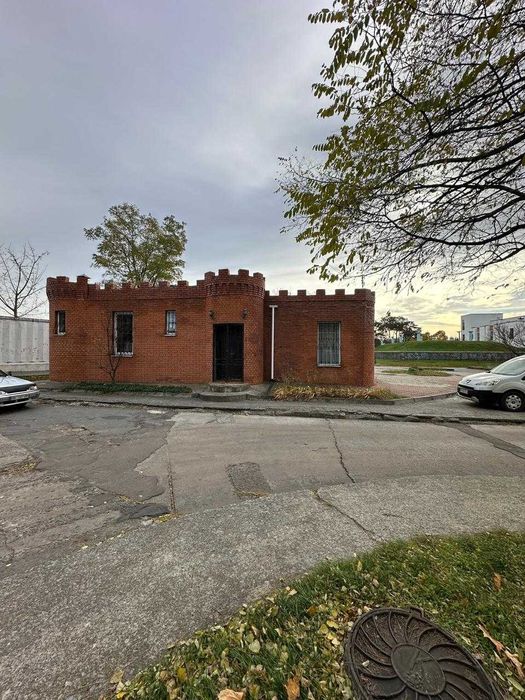 Здам в оренду будівлю