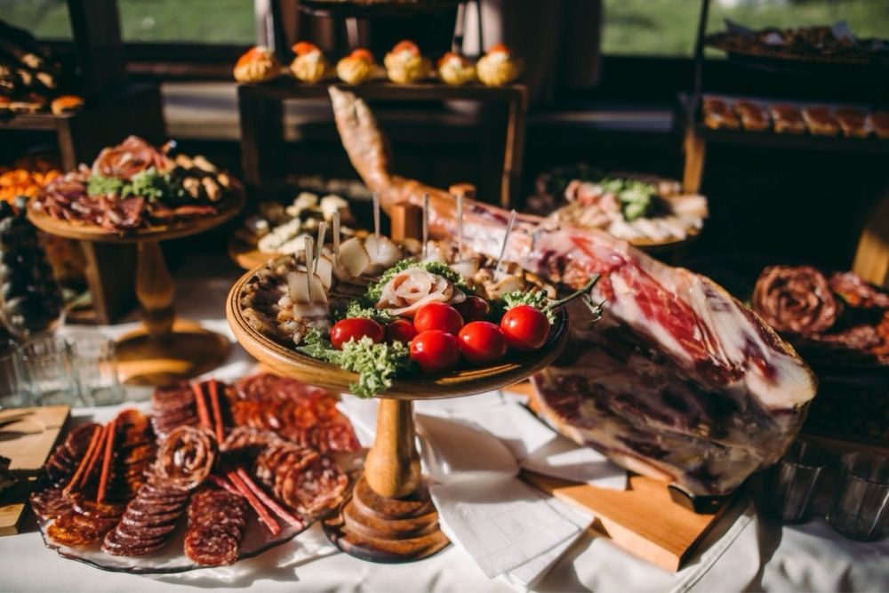 Закуски, фуршети, кейтеринг, кавова перерва