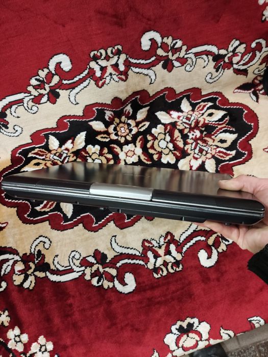 Ноутбук ASUS  W7J