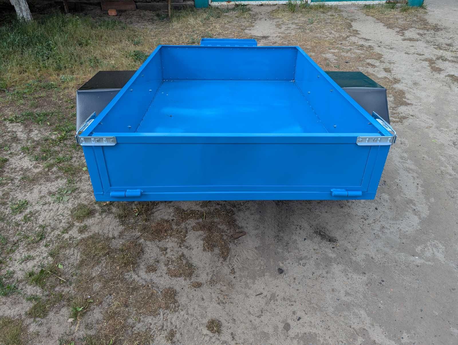 Продам прицеп новый