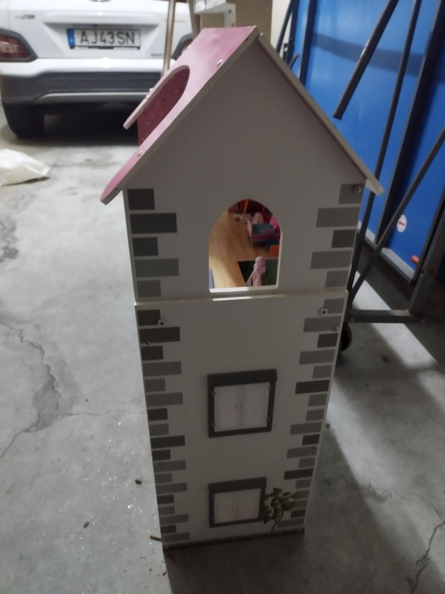 Casa de bonecas ou bonecos