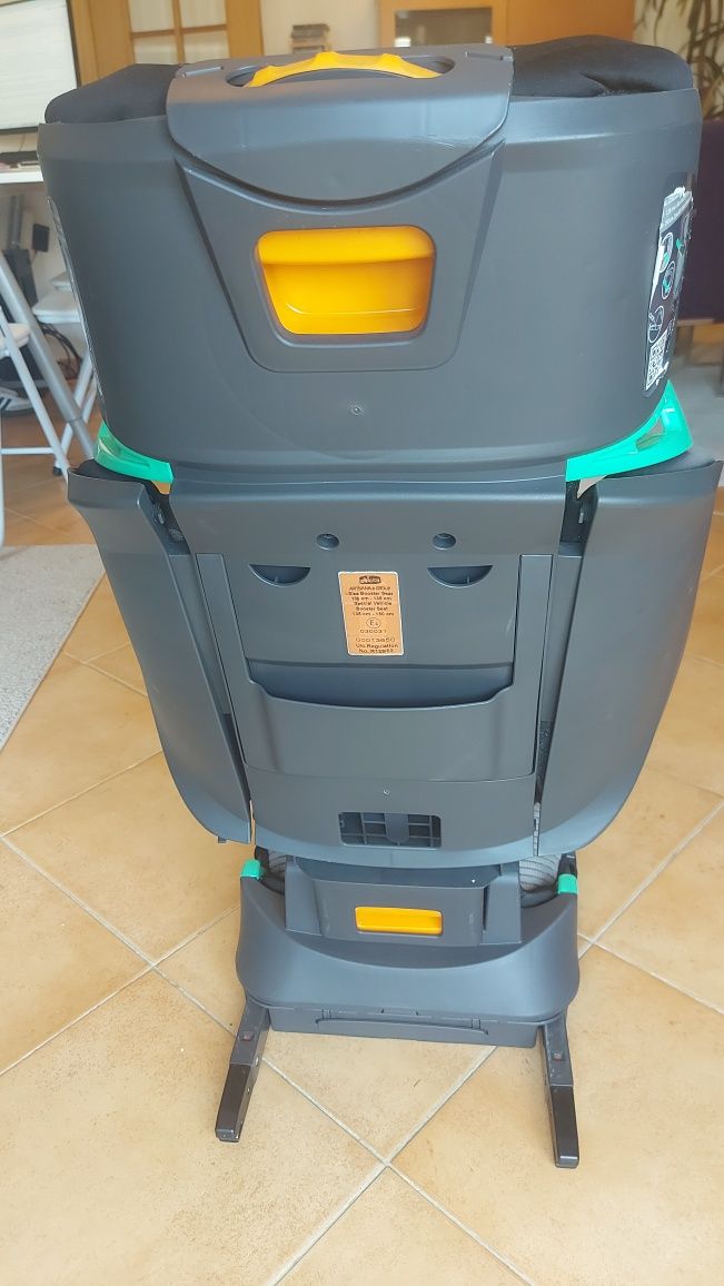 Cadeira auto Chicco Fold&Go i-Size (100-150 cm)