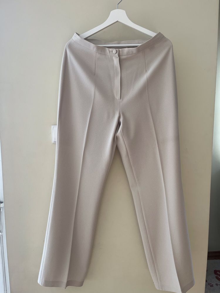 Elegancki damski garnitur