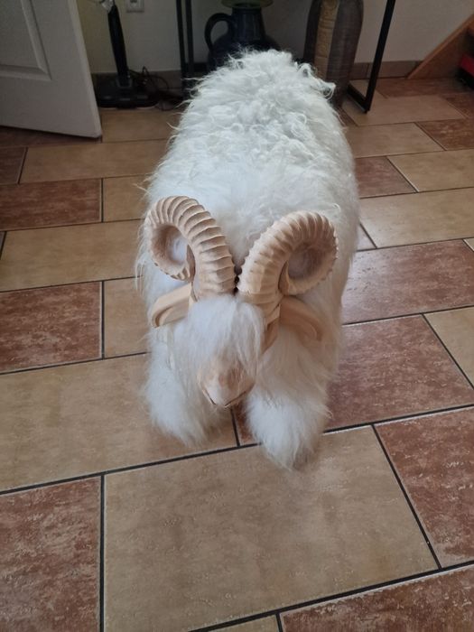 Taboret góralski baran