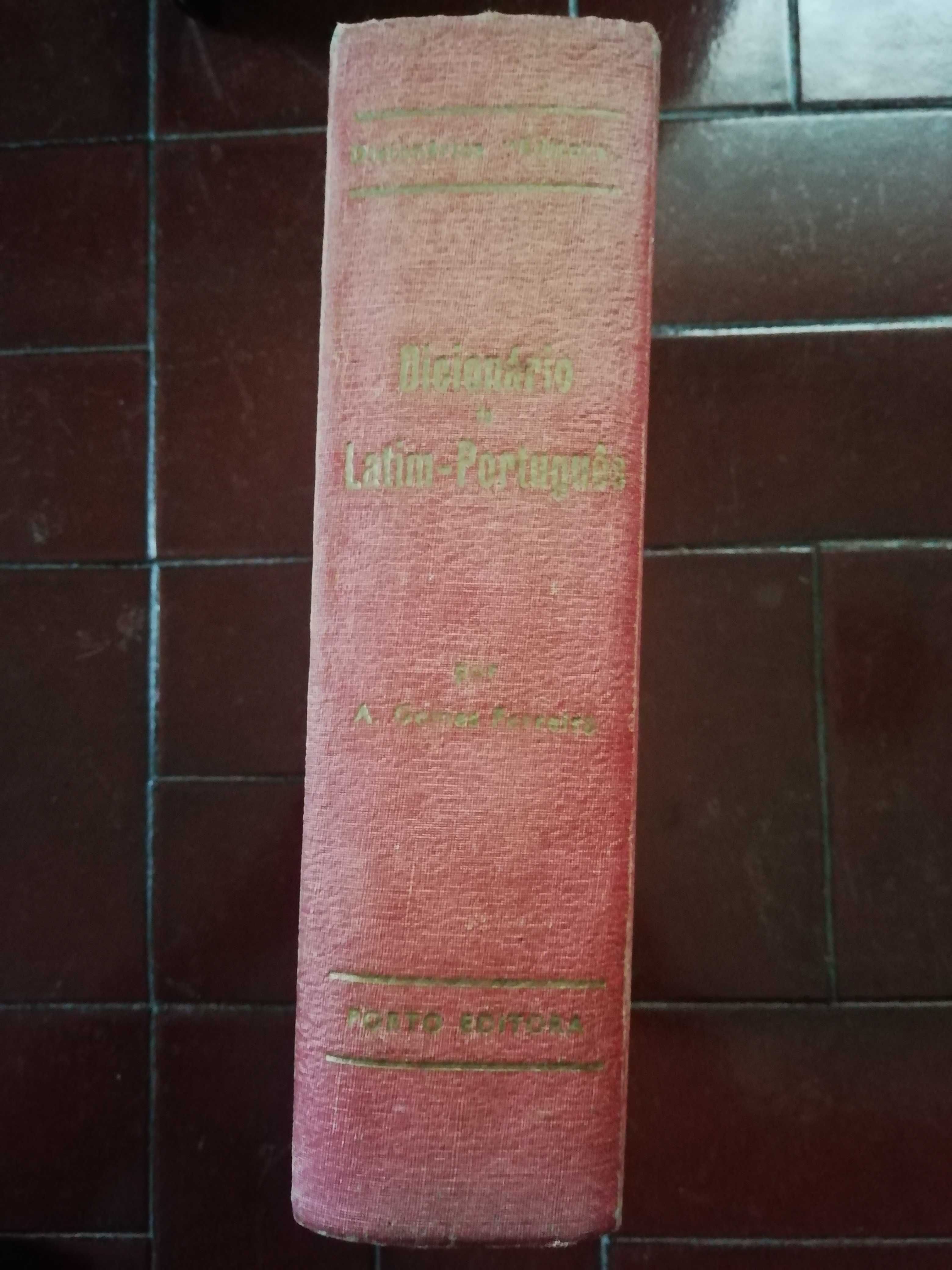 Dicionário Latim Português (Porto Editora)
