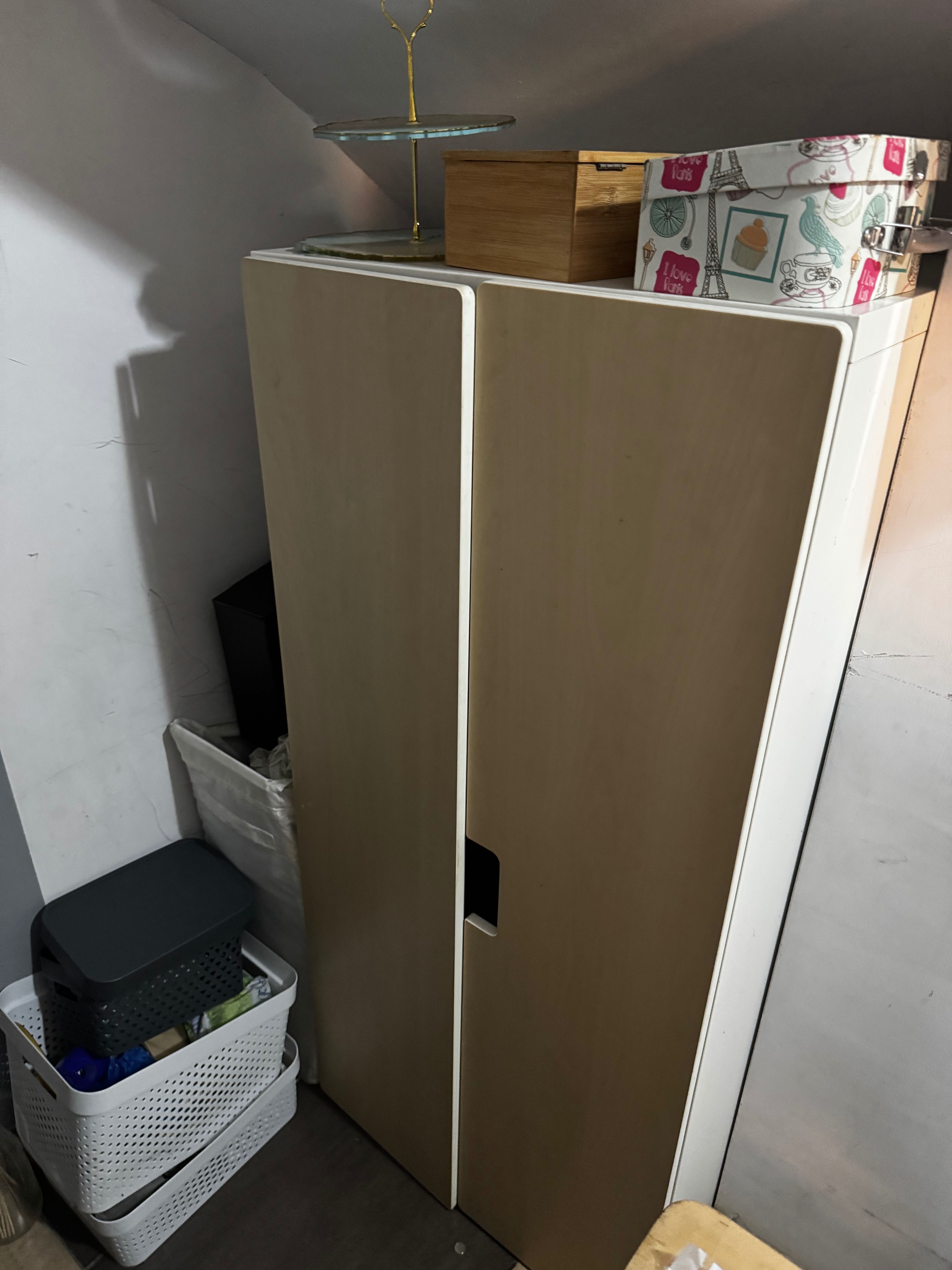 Szafa Ikea wieszaki plus półka