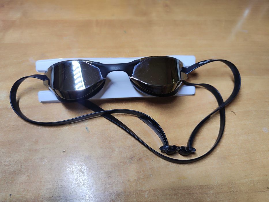 Окуляри для плавання Arena